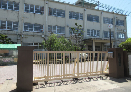 大冠小学校